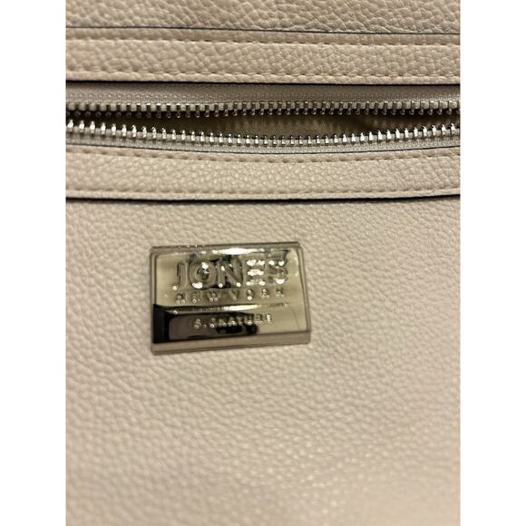 Jones New York White Leather Purse Bone Off White Ivory Leather Pockets Zipper - Picture 2 of 13
